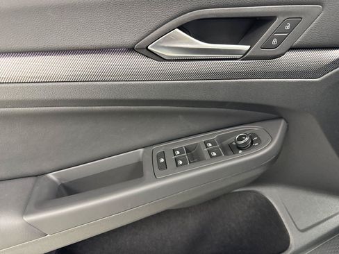 New 2026 Volkswagen GTI SE FWD image 10