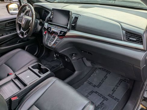 Used 2025 Honda Odyssey Sport-L image 29