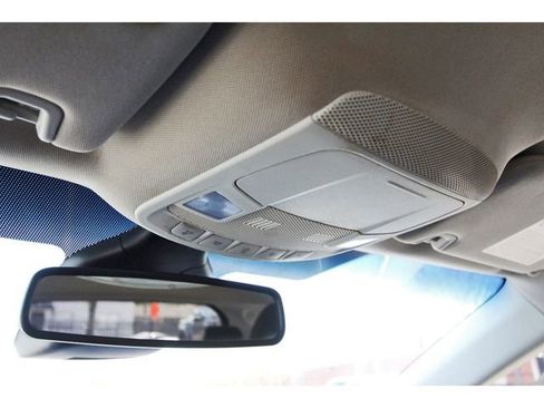 Used 2019 Ford Edge Titanium image 22