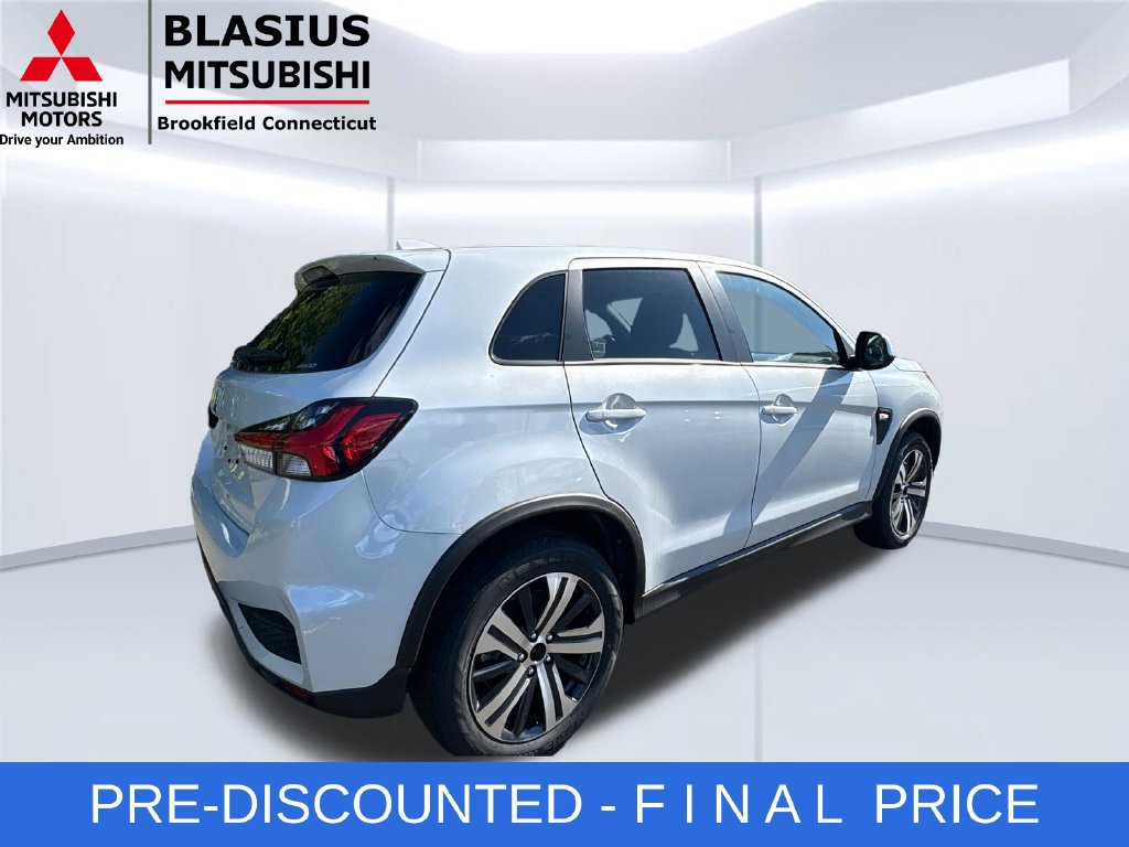 Used 2025 Mitsubishi Outlander Sport ES AWD/4WD image 8