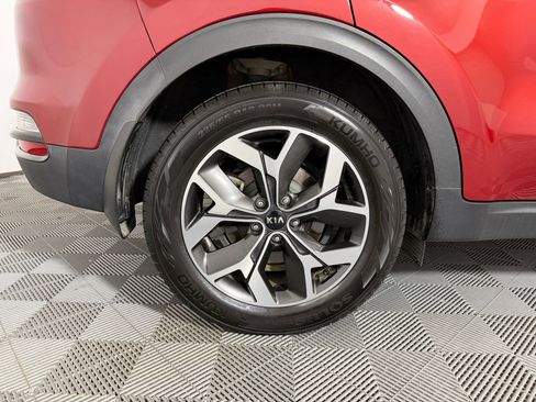 Used 2021 Kia Sportage EX w/ EX Technology Package FWD image 19