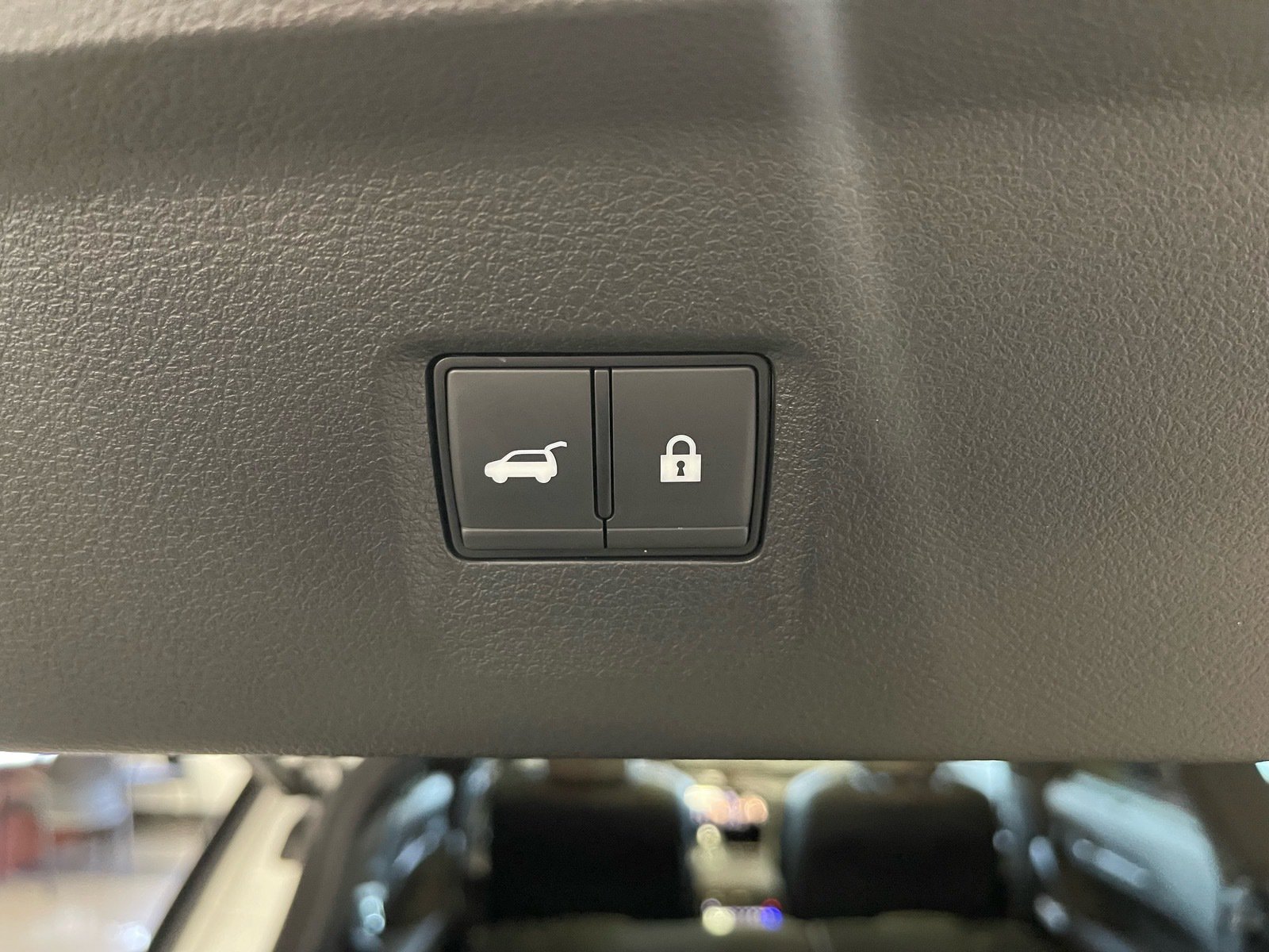Used 2025 INFINITI QX60 Luxe w/ Black Edition AWD/4WD image 36