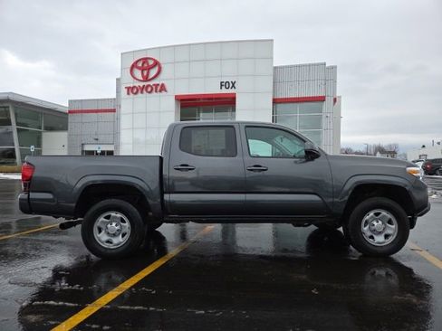 Used 2023 Toyota Tacoma SR image 9