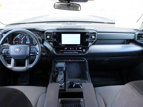 Used 2023 Toyota Tundra SR5 w/ SR5 Convenience Package AWD/4WD image 41