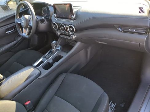 Used 2024 Nissan Sentra SV FWD image 14