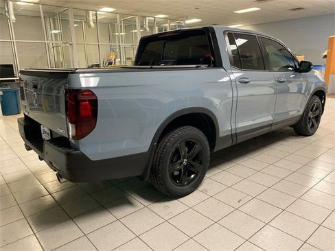 Used 2022 Honda Ridgeline Black Edition image 8