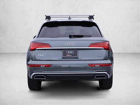 Used 2023 Audi Q5 2.0T Premium w/ Convenience Package AWD/4WD image 8
