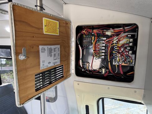 Used 2015 Ford E-450 and Econoline 450 Super Duty w/ Shuttle Bus Prep Package RWD image 19