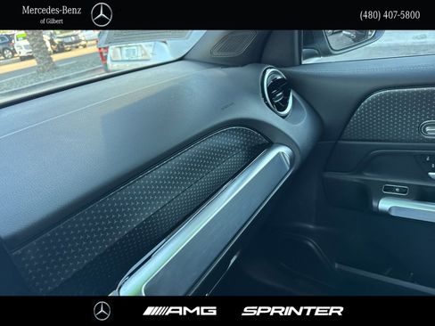 Certified 2025 Mercedes-Benz GLB 250 image 21