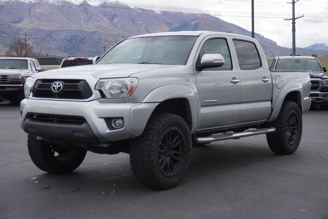 Used 2013 Toyota Tacoma 4x4 Double Cab w/ Limited Pkg image 1