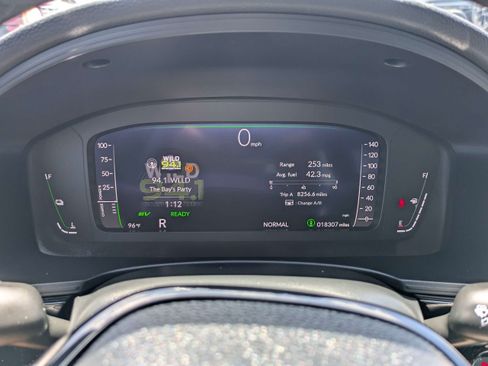 Used 2025 Honda Civic Sport image 26