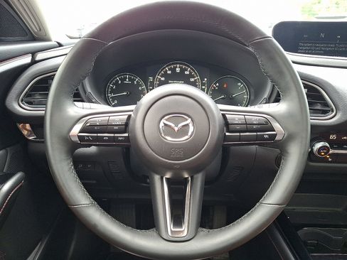 Used 2024 MAZDA CX-30 AWD 2.5 S w/ Preferred Package image 19