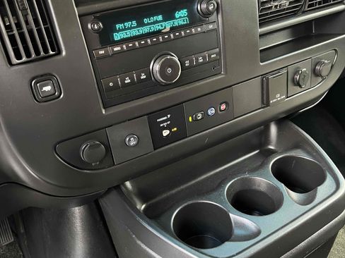 Used 2018 Chevrolet Express 3500 LT w/ LT Preferred Equipment Group image 29