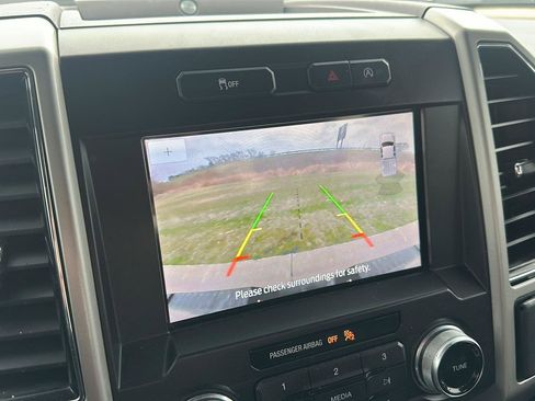 Used 2019 Ford F150 Lariat w/ Equipment Group 502A Luxury image 18