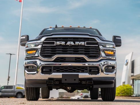 Used 2025 RAM 2500 Big Horn image 3