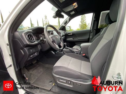 Certified 2023 Toyota Tacoma TRD Sport AWD/4WD image 33