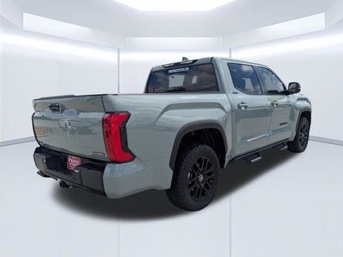 Used 2025 Toyota Tundra Limited AWD/4WD image 4