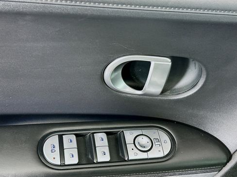 Used 2023 Hyundai Ioniq 5 SEL image 15