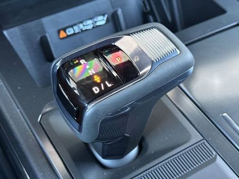 New 2026 GMC Hummer EV SUV image 25