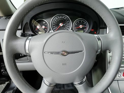 Used 2005 Chrysler Crossfire Limited image 8