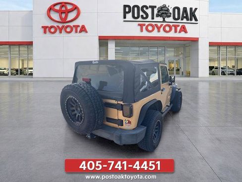 Used 2013 Jeep Wrangler Sport AWD/4WD image 9