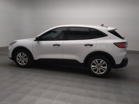 Used 2021 Ford Escape S image 3