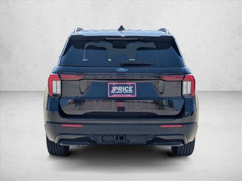 Certified 2025 Ford Explorer ST-Line w/ Premium Package RWD image 7
