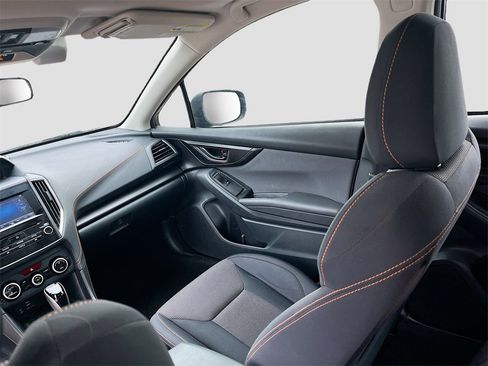 Used 2022 Subaru Crosstrek 2.0i Premium w/ Moonroof Package image 23