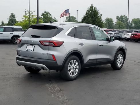 Used 2024 Ford Escape Active AWD/4WD image 3
