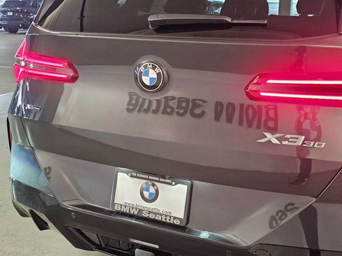 New 2026 BMW X3 xDrive30i w/ Premium Package AWD/4WD image 7