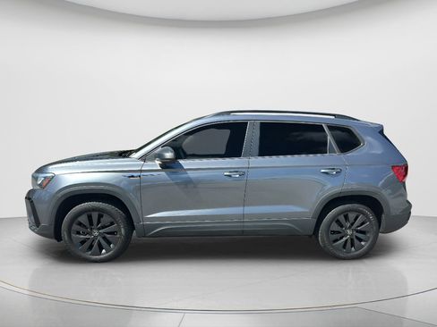 Used 2024 Volkswagen Taos S FWD image 8