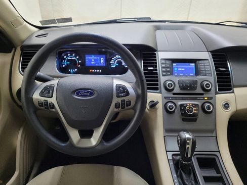 Used 2017 Ford Taurus SE FWD image 22