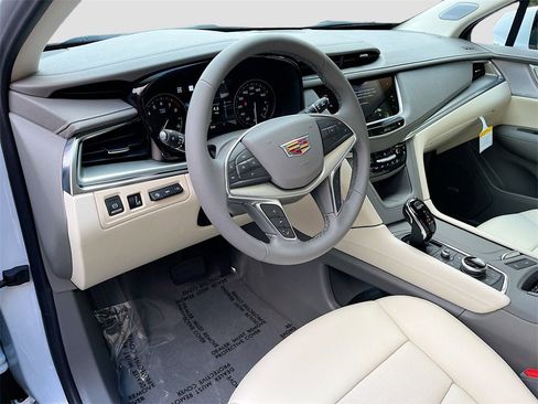 New 2026 Cadillac XT5 Premium Luxury w/ Driver Assist Package image 8