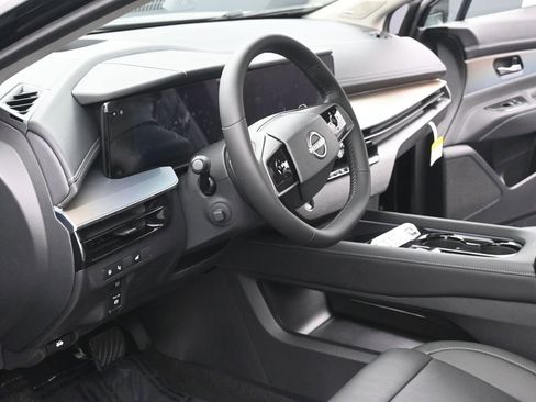 New 2026 Nissan Murano Platinum w/ Cargo Package AWD/4WD image 7