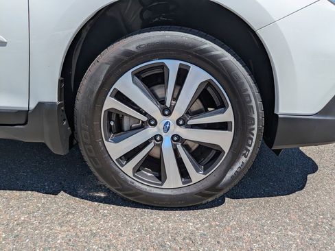 Used 2018 Subaru Outback 2.5i Limited image 10