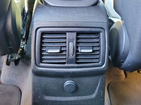 Used 2016 BMW X1 xDrive28i image 17