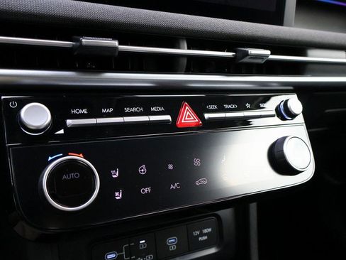 New 2026 Hyundai Tucson Limited image 38