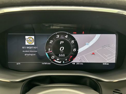 Used 2023 Jaguar F-PACE SVR image 19