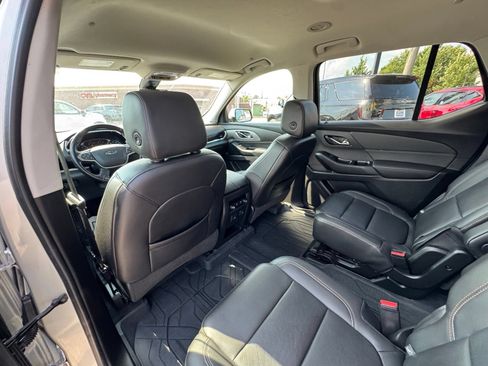 Used 2020 Chevrolet Traverse RS AWD/4WD image 30