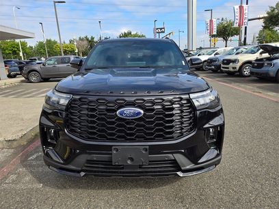 New 2025 Ford Explorer ST-Line