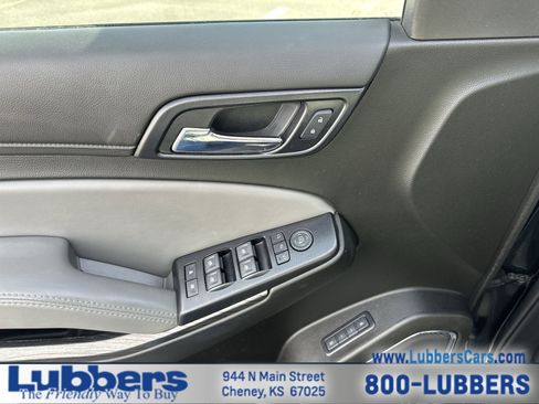 Used 2019 Chevrolet Tahoe LT image 13
