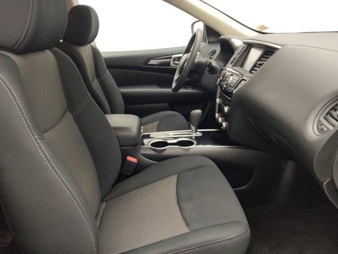 Used 2018 Nissan Pathfinder S FWD image 21