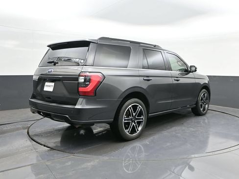 Used 2019 Ford Expedition Limited w/ Equipment Group 303A AWD/4WD image 11