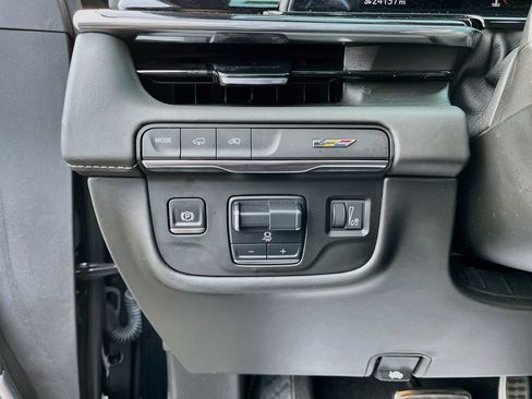 Certified 2024 Cadillac Escalade V AWD/4WD image 21