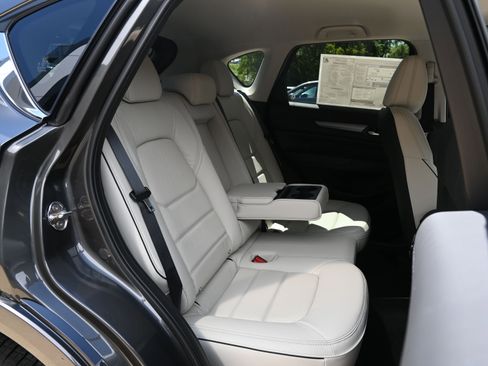New 2025 MAZDA CX-5 AWD 2.5 S w/ Preferred Package image 33
