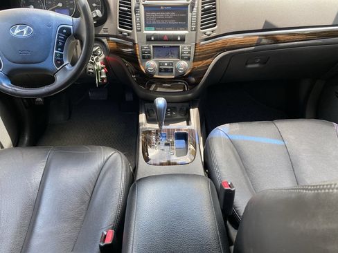 Used 2011 Hyundai Santa Fe Limited w/ Navigation Pkg 4 AWD/4WD image 15