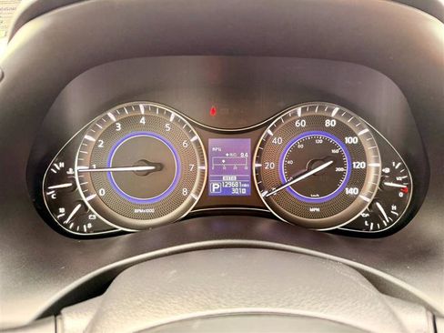 Used 2017 INFINITI QX80 Signature Edition w/ All Season Package AWD/4WD image 12