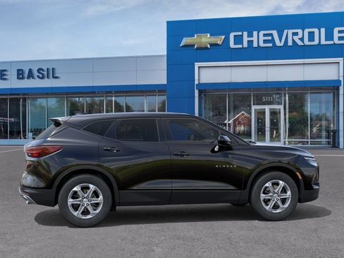 New 2026 Chevrolet Blazer LT w/ LPO, Floor Liner Package AWD/4WD image 5