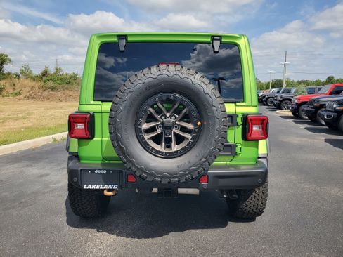 New 2025 Jeep Wrangler Unlimited Rubicon 392 image 7