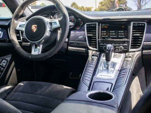 Used 2013 Porsche Panamera GTS AWD/4WD image 19